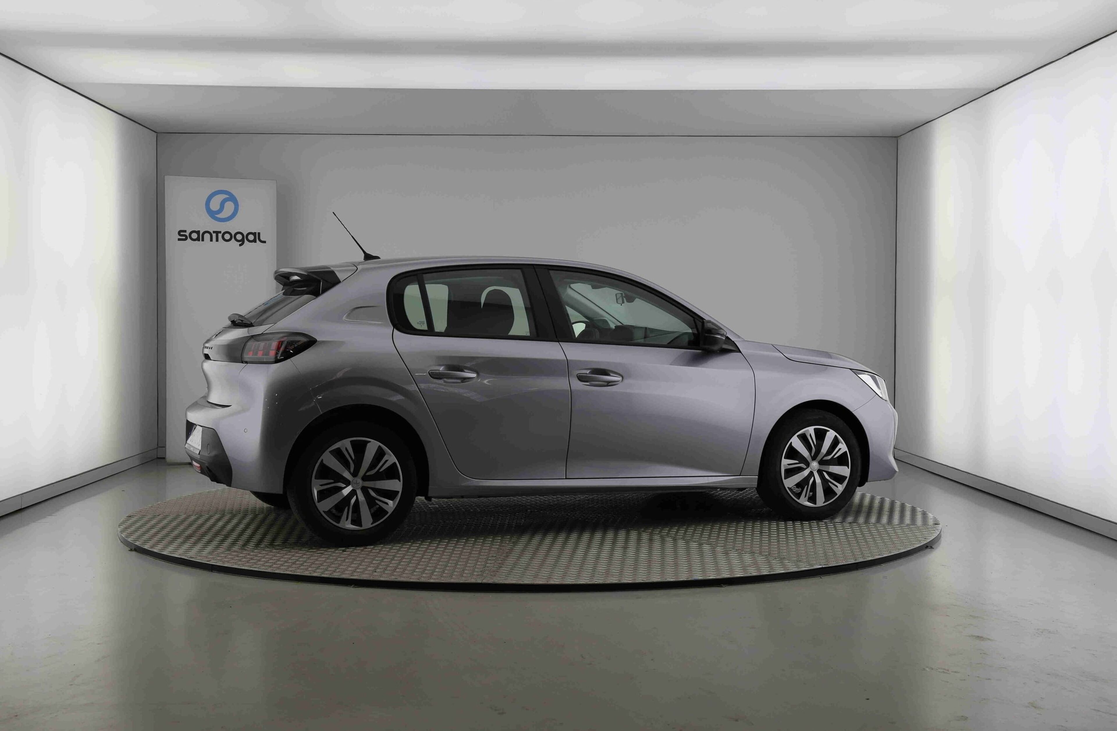 PEUGEOT 208 1.2 PureTech Active Pack