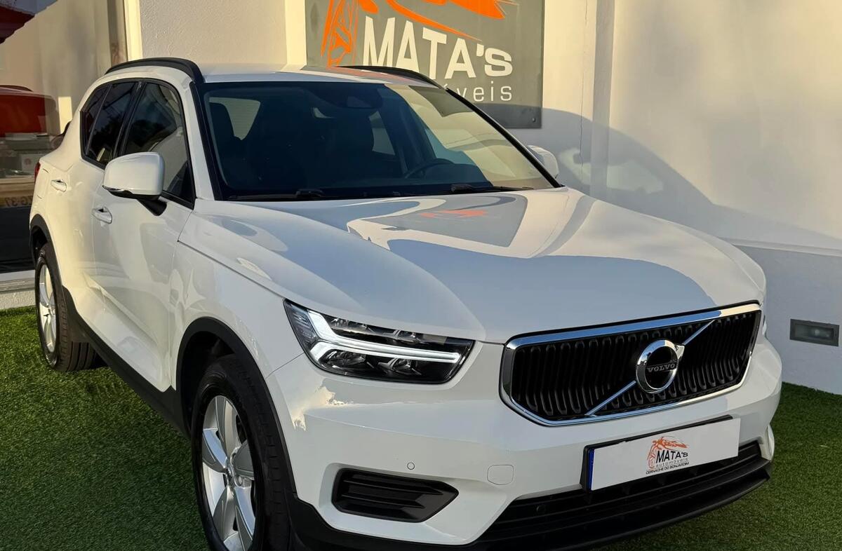 VOLVO XC40 2.0 D3