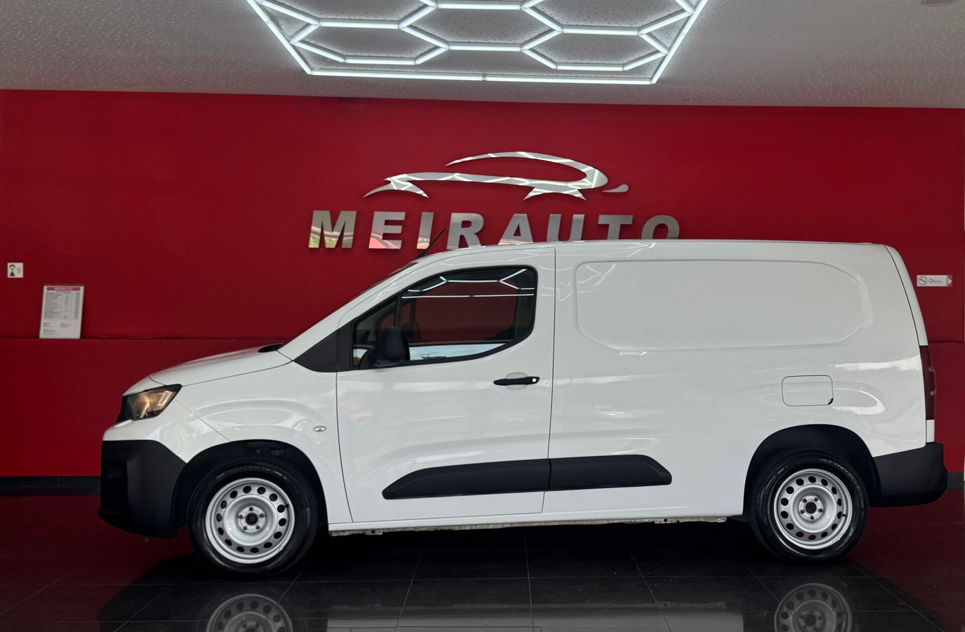 PEUGEOT Partner 1.5 BlueHDi Pre.St.Plus