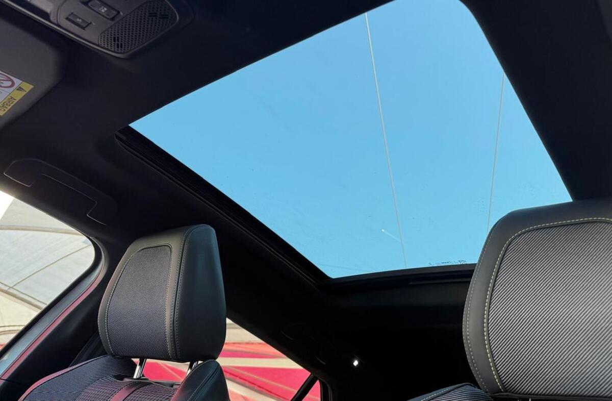 PEUGEOT 2008 e- 50 kWh GT