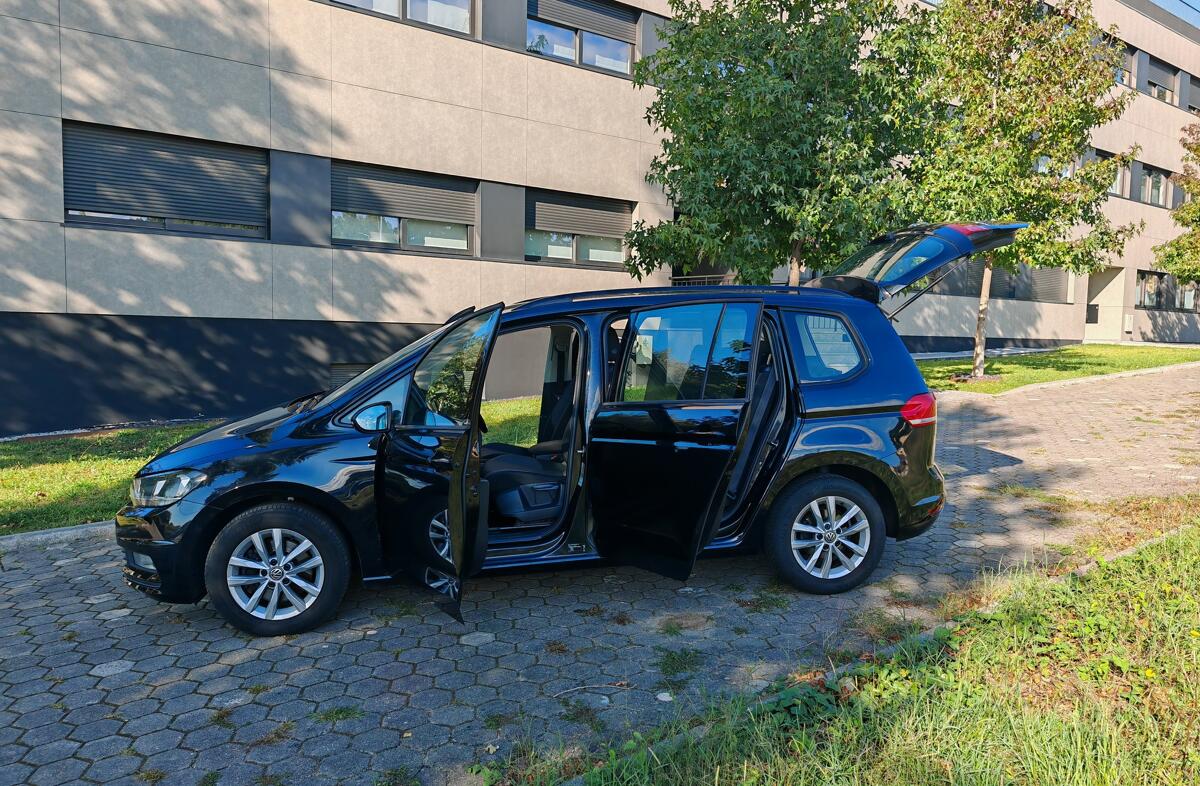VOLKSWAGEN Touran 1.6 TDI Highline DSG