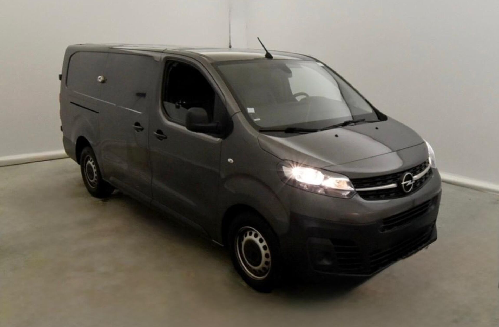 OPEL Vivaro 2.0 CDTi L3H1 Essentia Inc