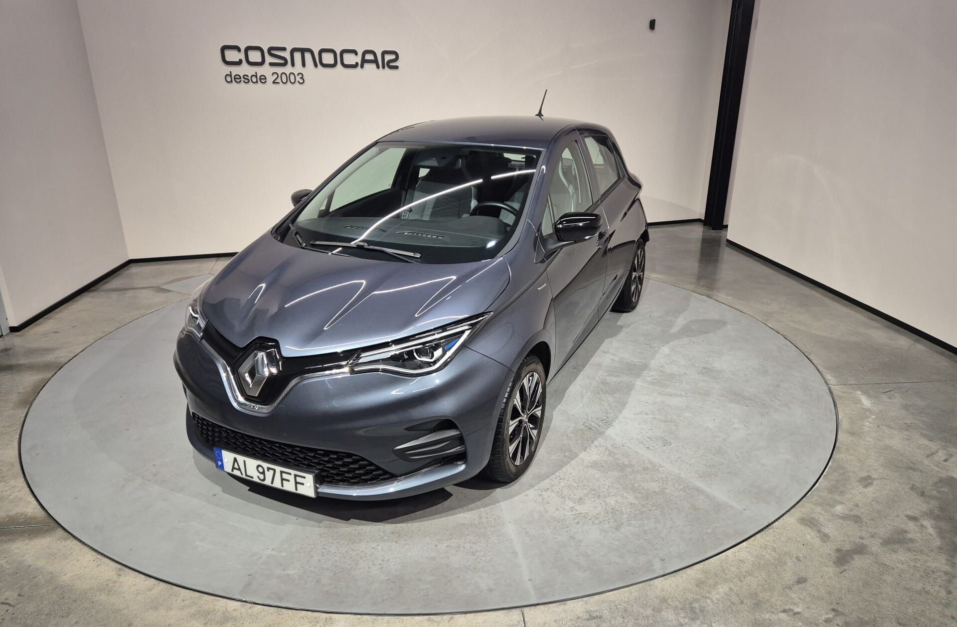 RENAULT ZOE Limited 50