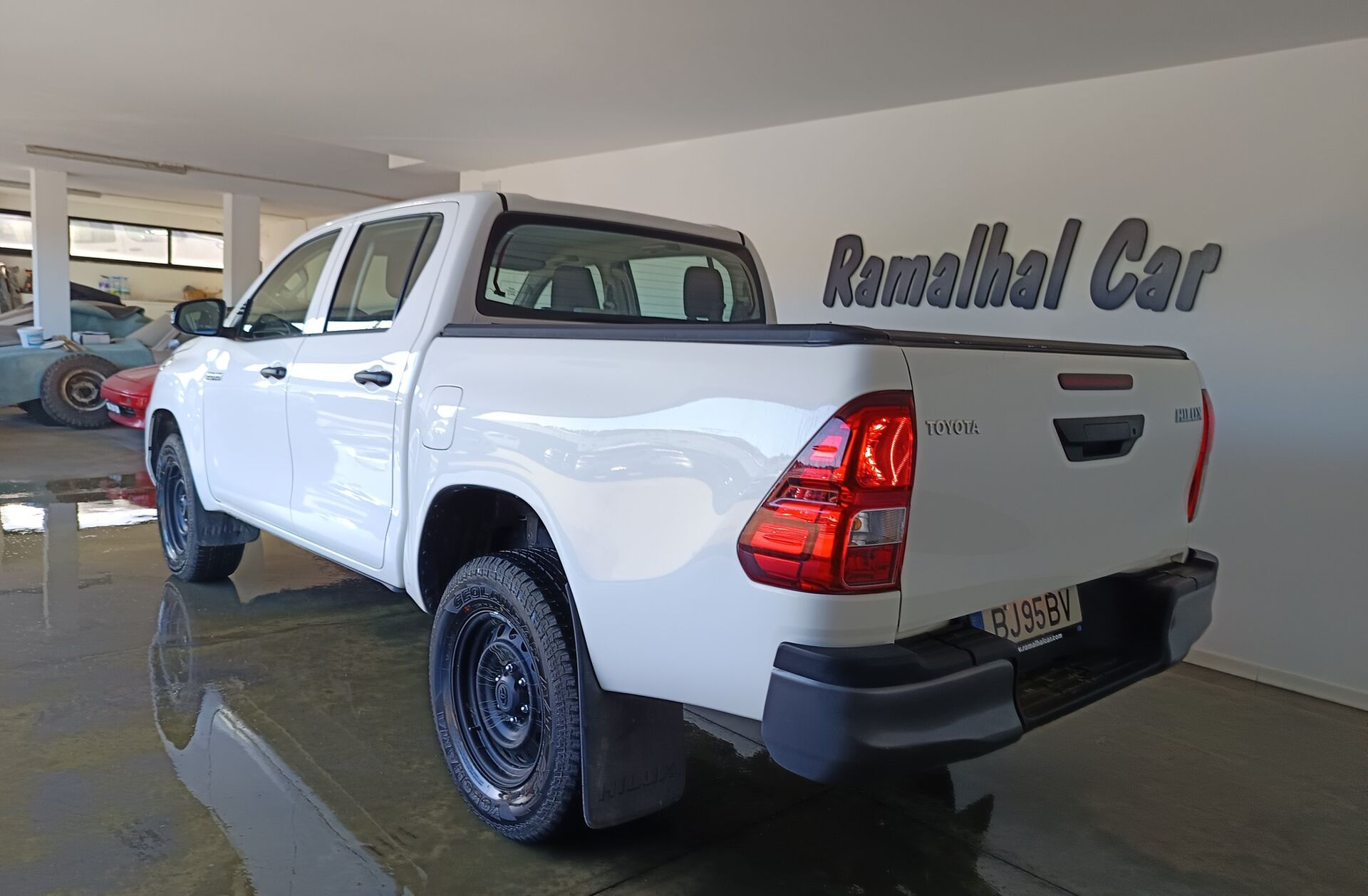 TOYOTA Hilux 2.4 D-4D 4WD CD CH