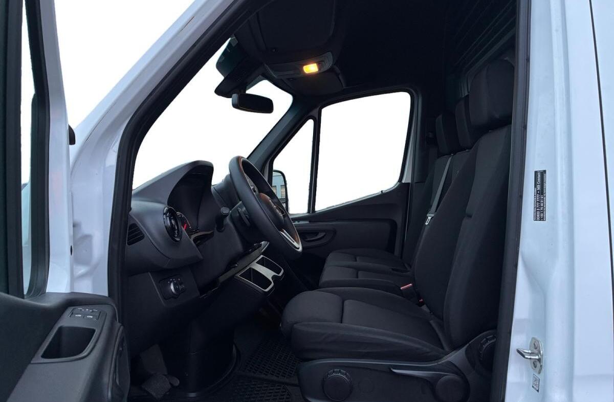 MERCEDES Vito e 111/32