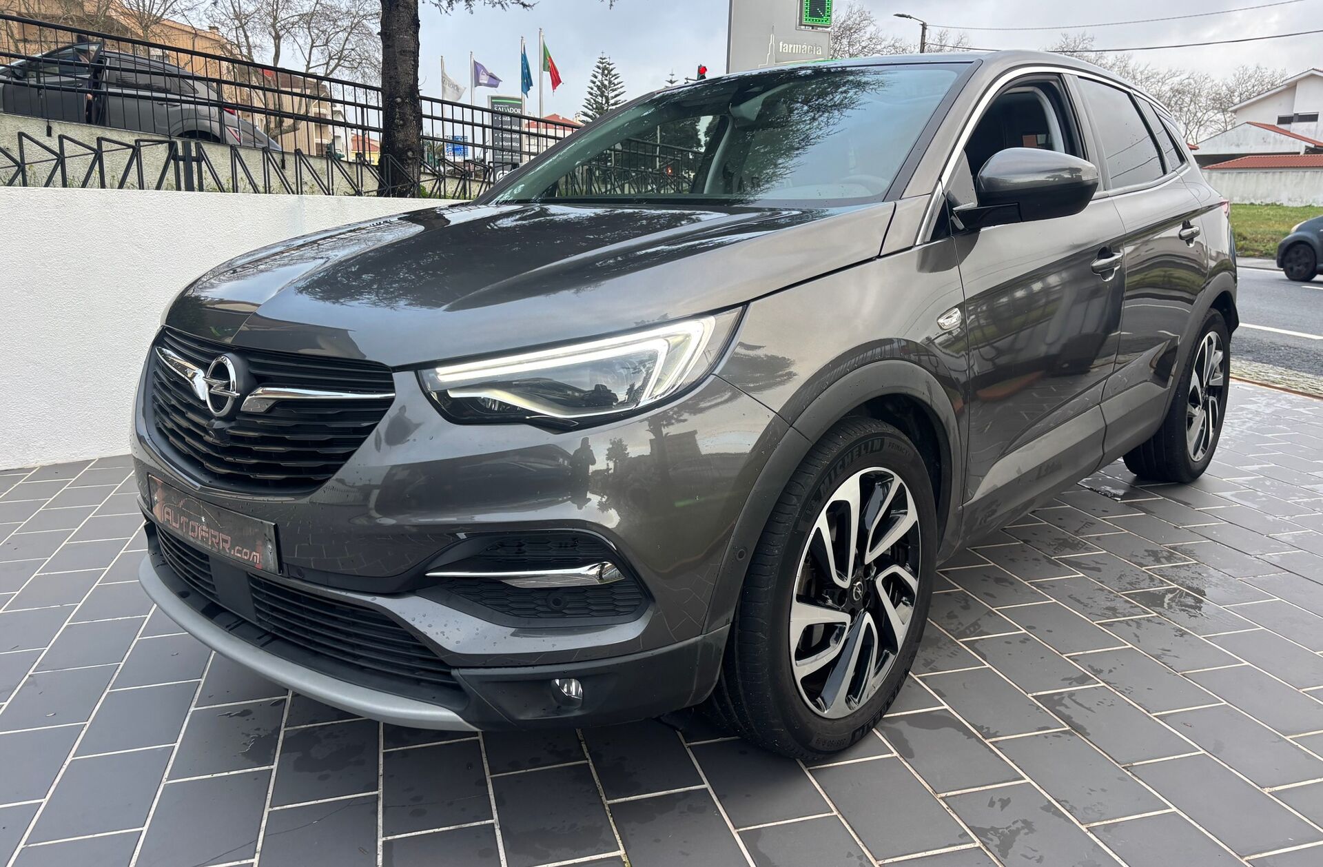 OPEL Grandland X 1.2 T Edition AT
