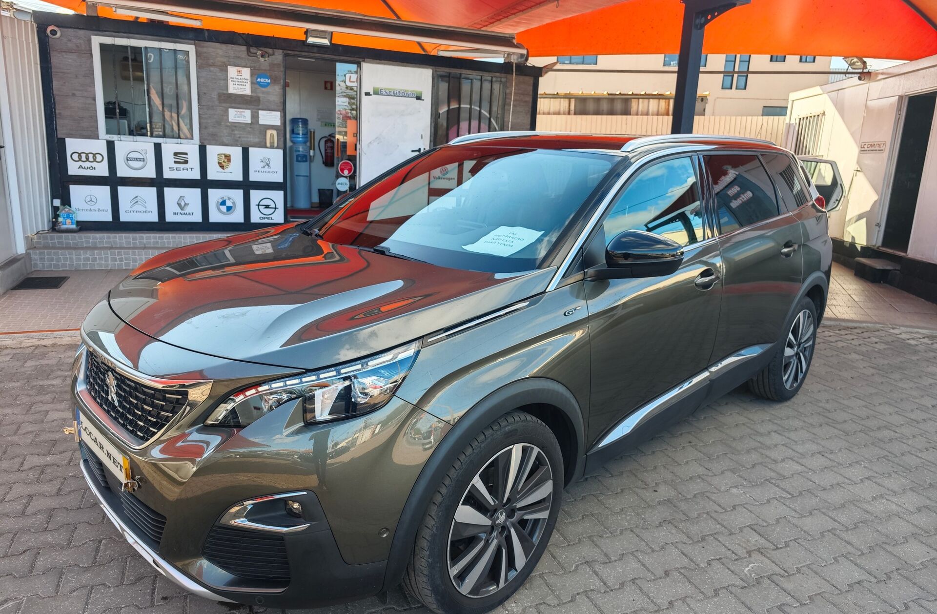 PEUGEOT 5008 2.0 BlueHDi GT EAT8