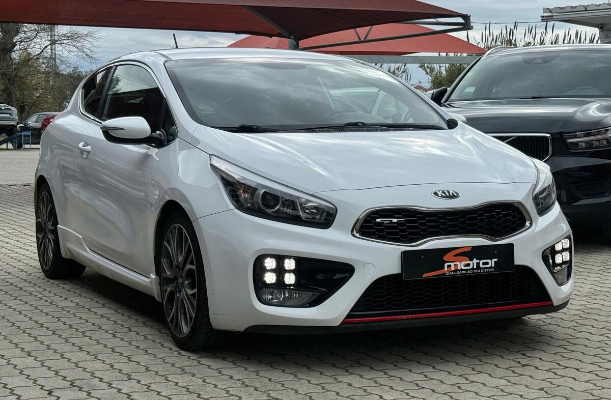 KIA Ceed 1.6 T-GDi GT