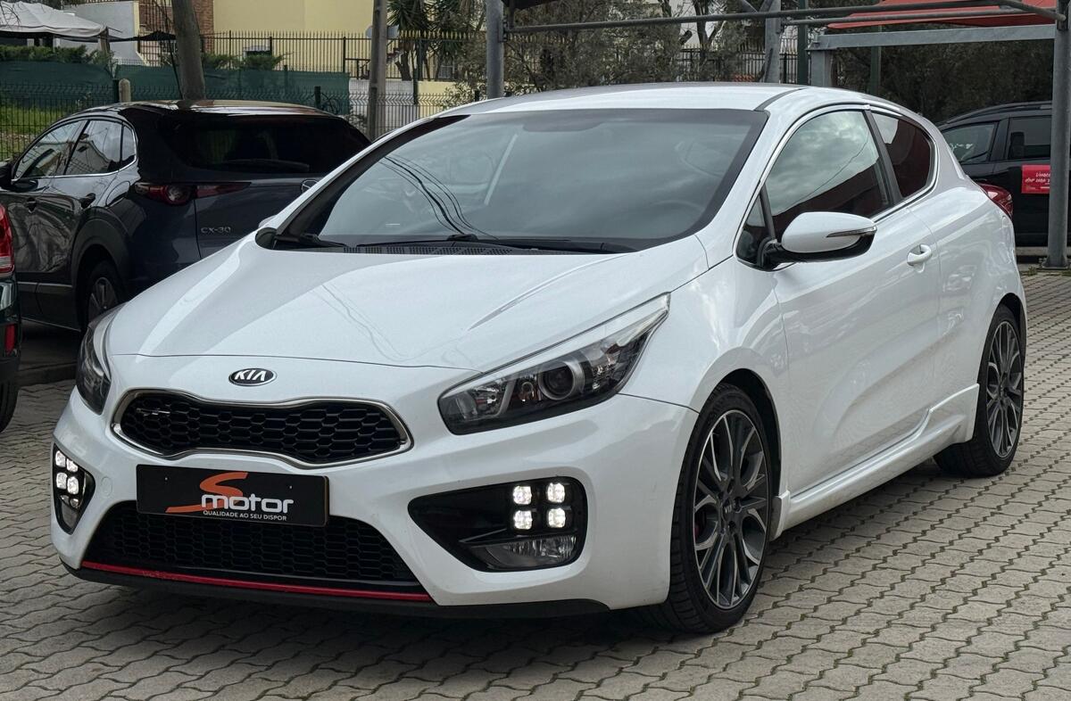 KIA Ceed 1.6 T-GDi GT