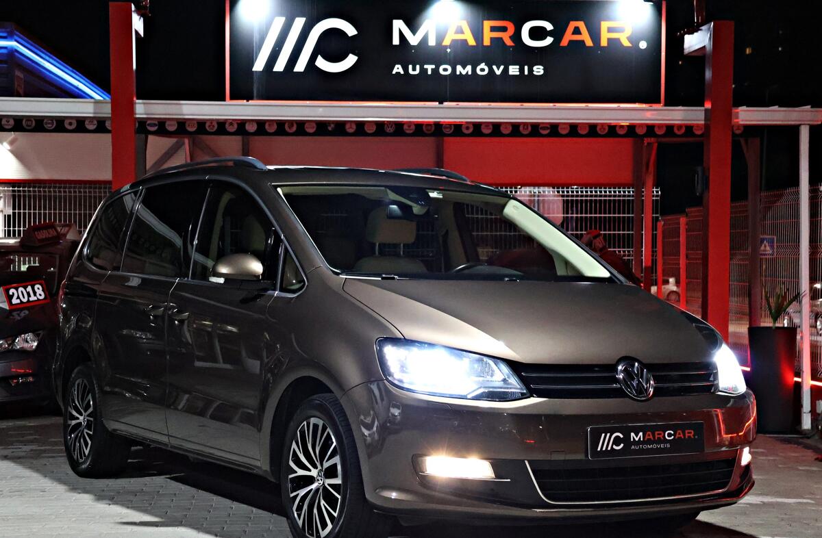 VOLKSWAGEN Sharan 2.0 TDi Highline DSG