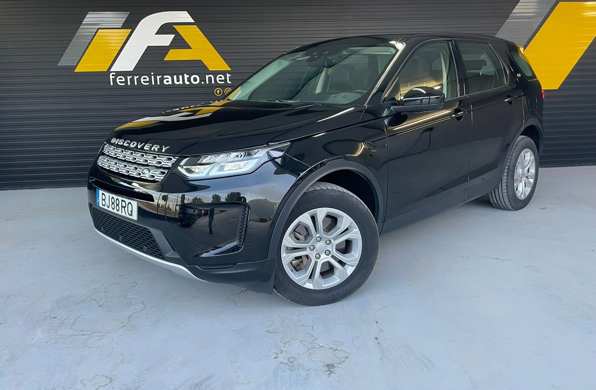 LAND ROVER Discovery S.1.5 I3 P300e AWD