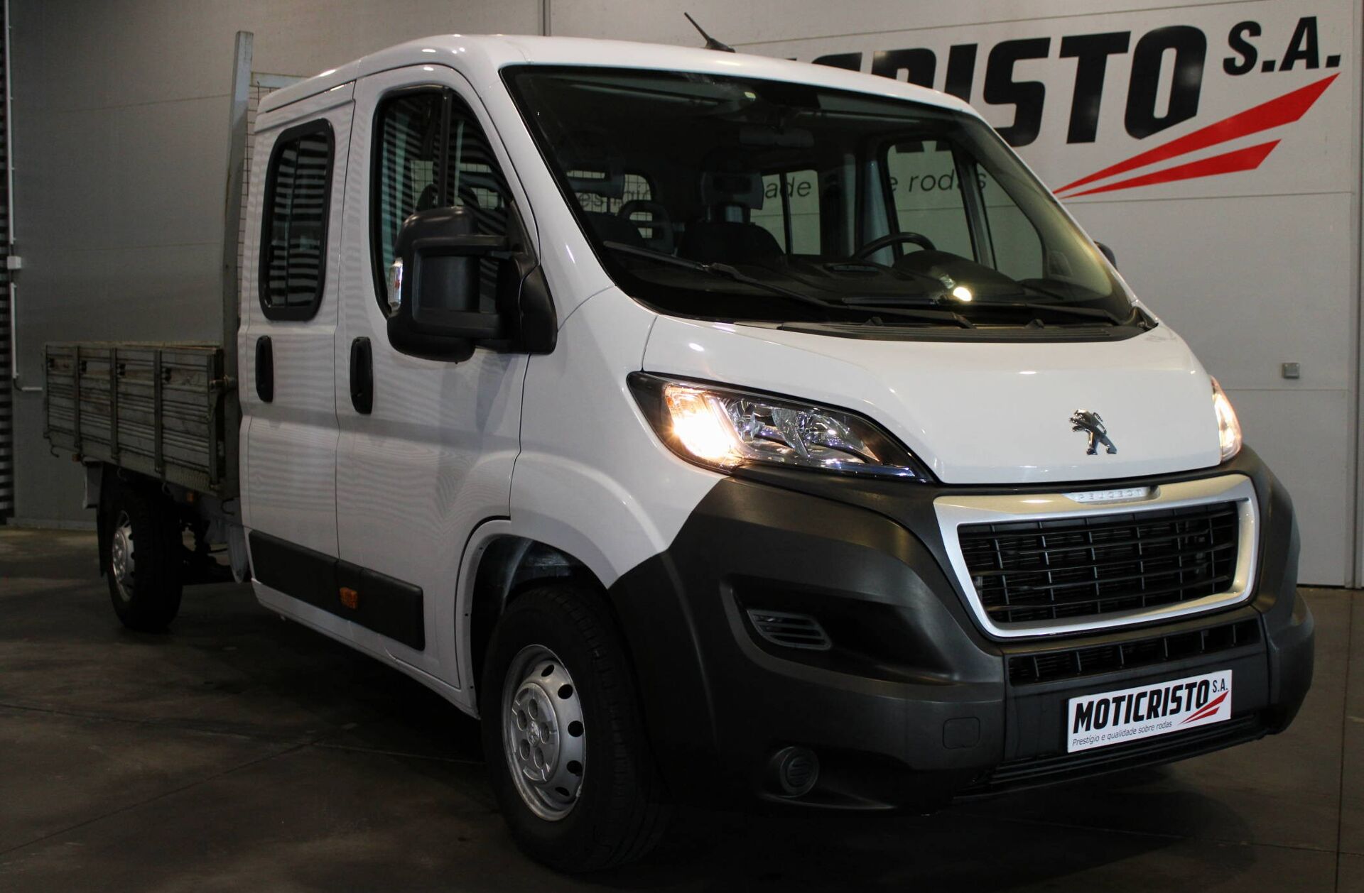 PEUGEOT Boxer 2.2 BlueHDi 335 L3 CD