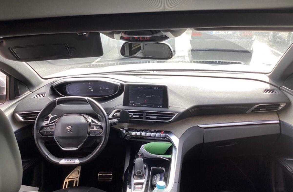 PEUGEOT 5008 2.0 BlueHDi GT EAT8