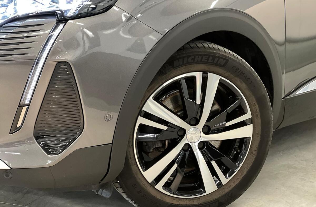 PEUGEOT 3008 1.2 Hybrid GT e-DCS6