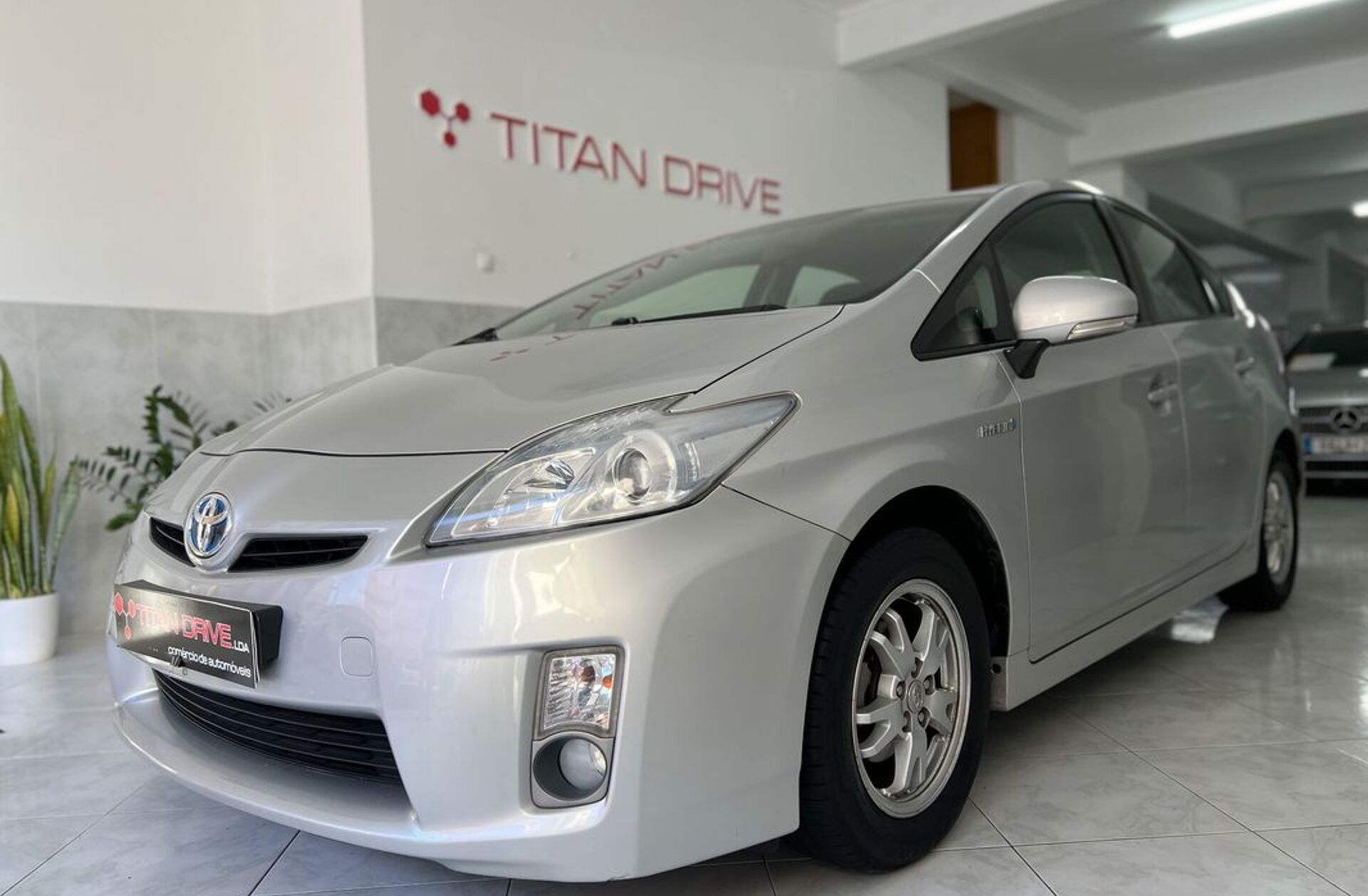 TOYOTA Prius 1.8 Premium