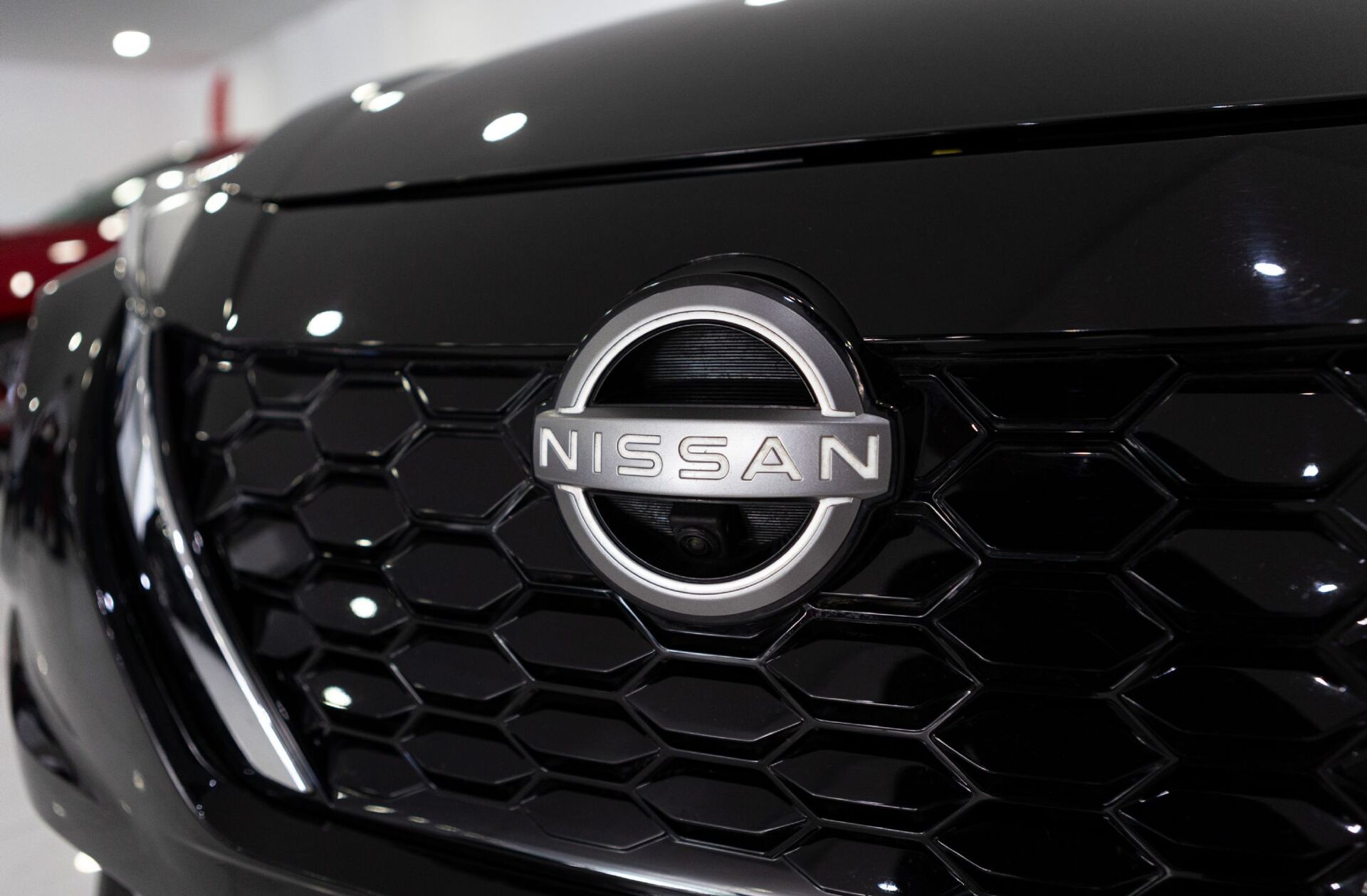 NISSAN Juke 1.6 Hybrid N-Design Black