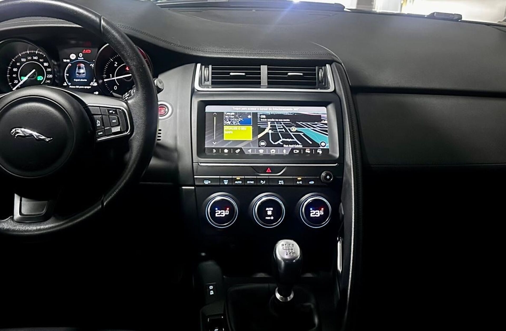 JAGUAR E-Pace 2.0 i4D R-Dynamic S