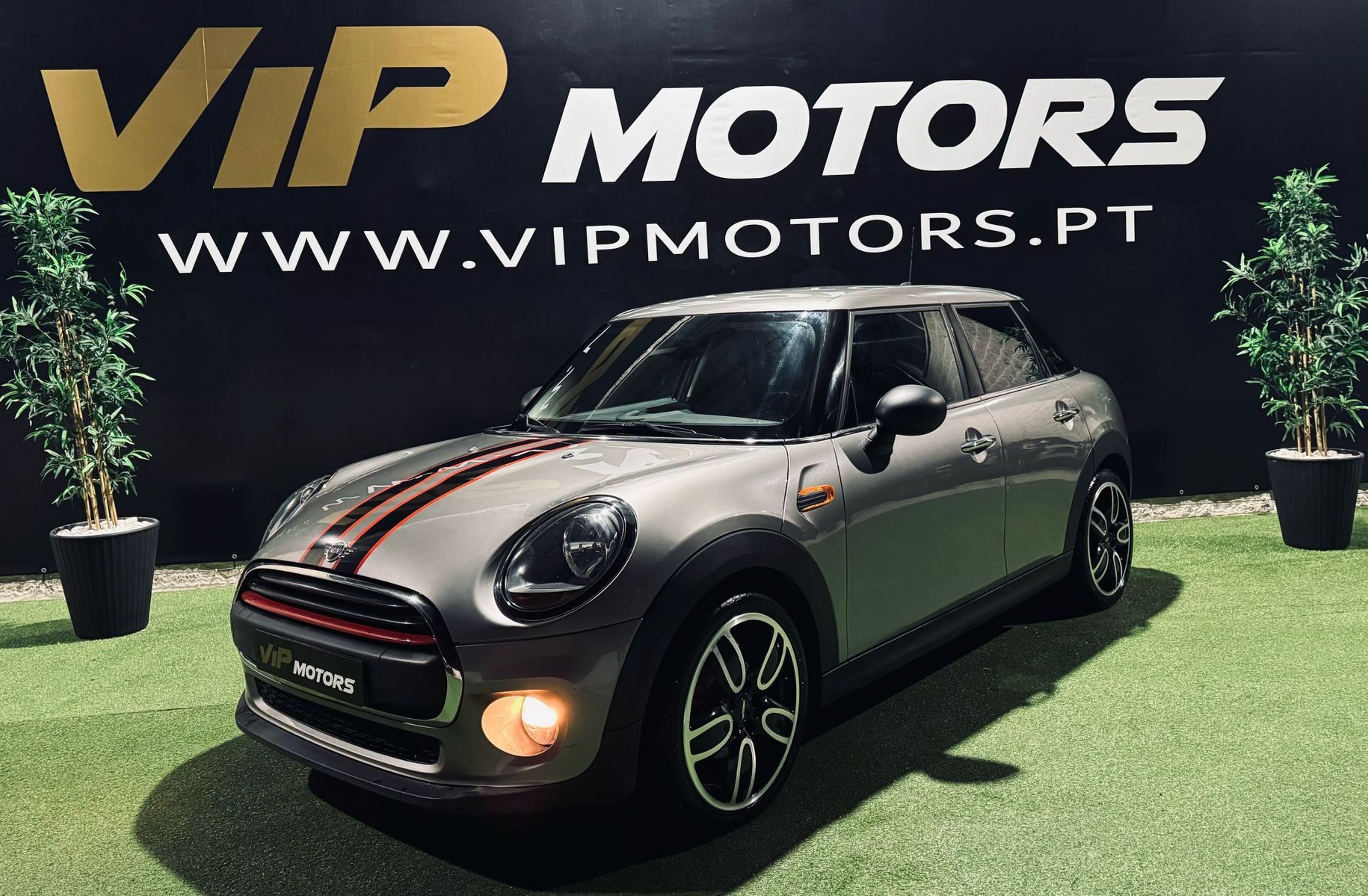 MINI Mini D
