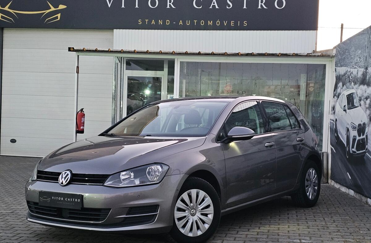 VOLKSWAGEN Golf 1.6 TDi Confortline