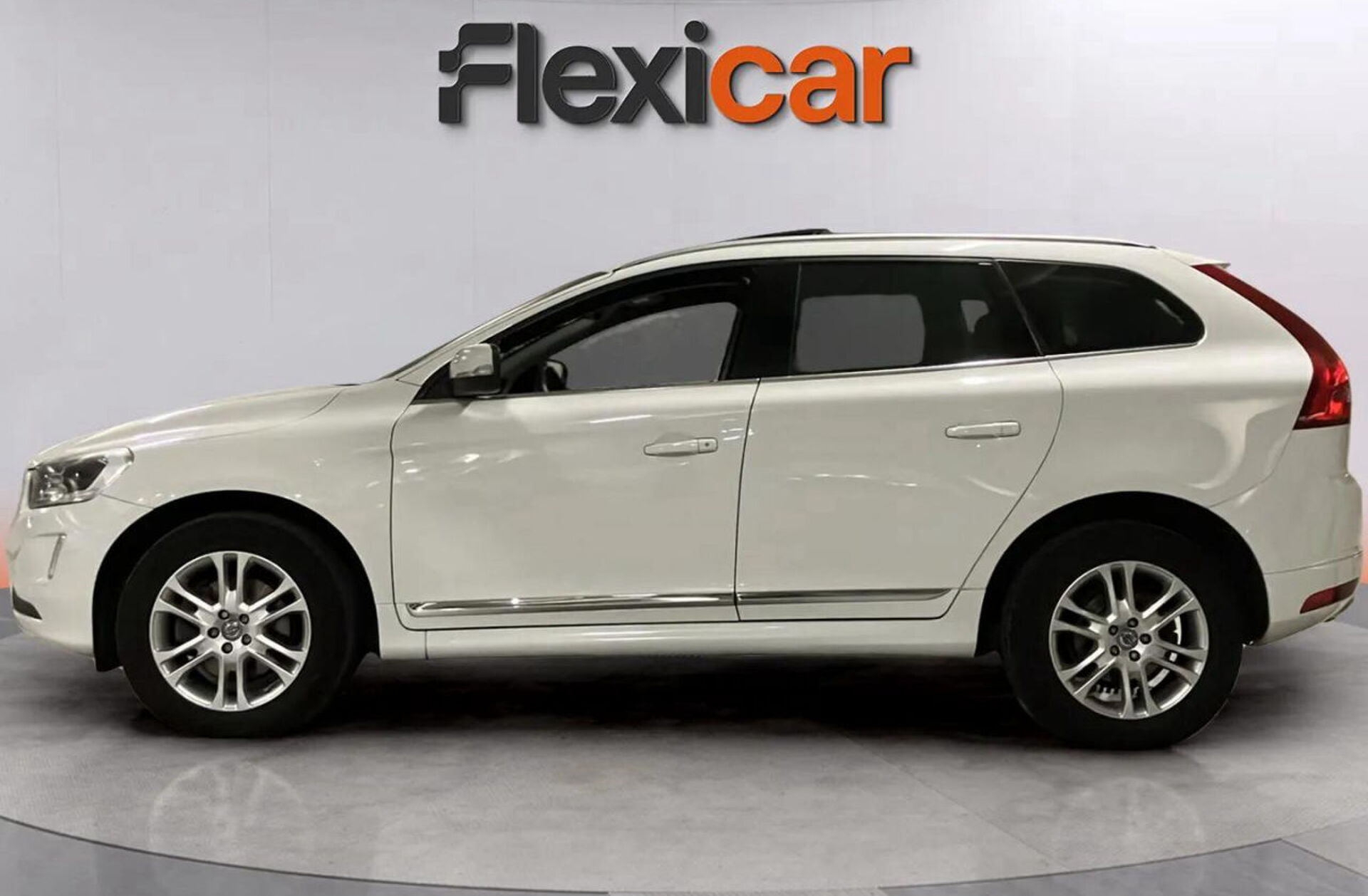 VOLVO XC60 2.0 D4 Momentum Geartronic