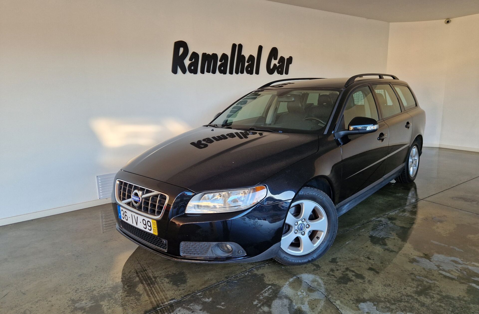 VOLVO V70 1.6 D Drive Kinetic