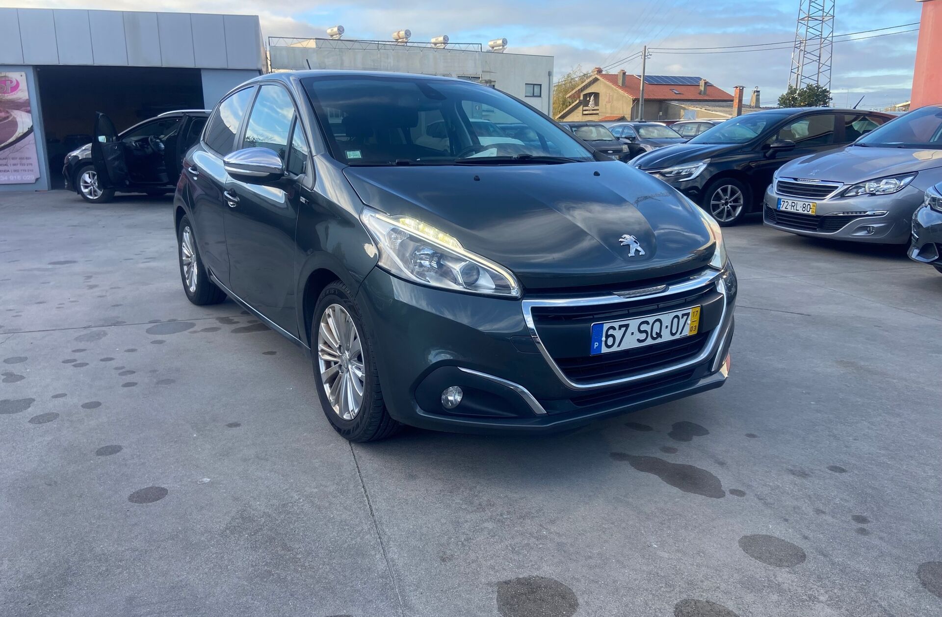PEUGEOT 208 1.2 PureTech Allure