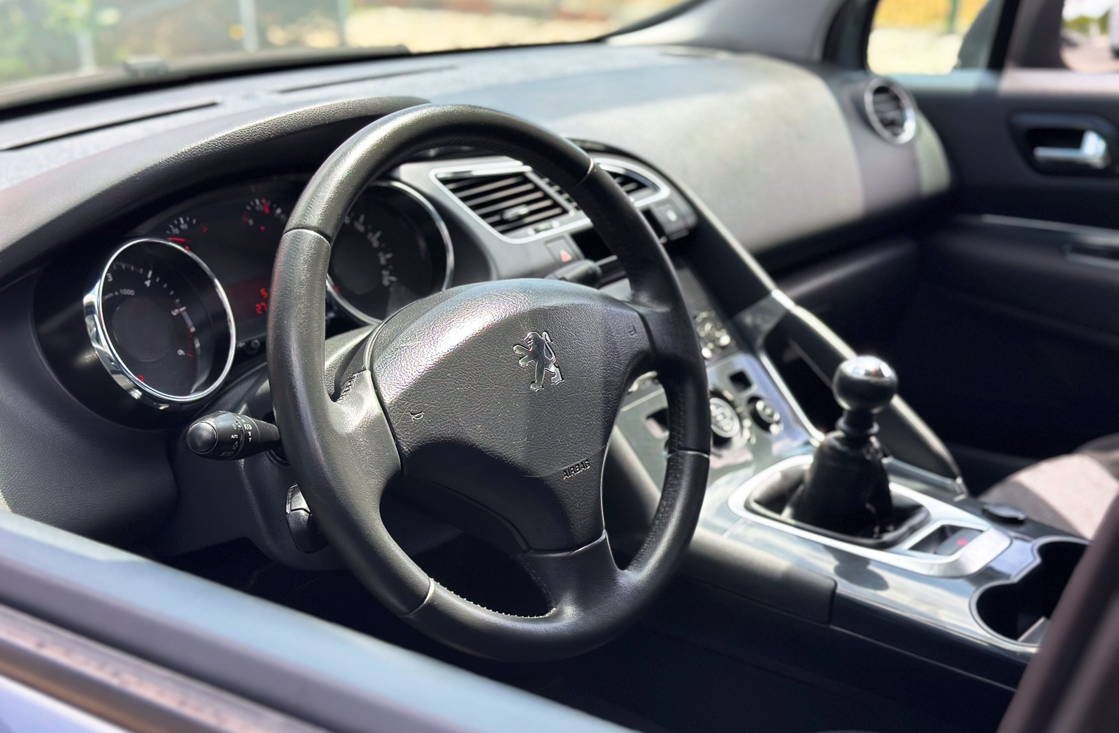PEUGEOT 3008 1.6 HDi Access