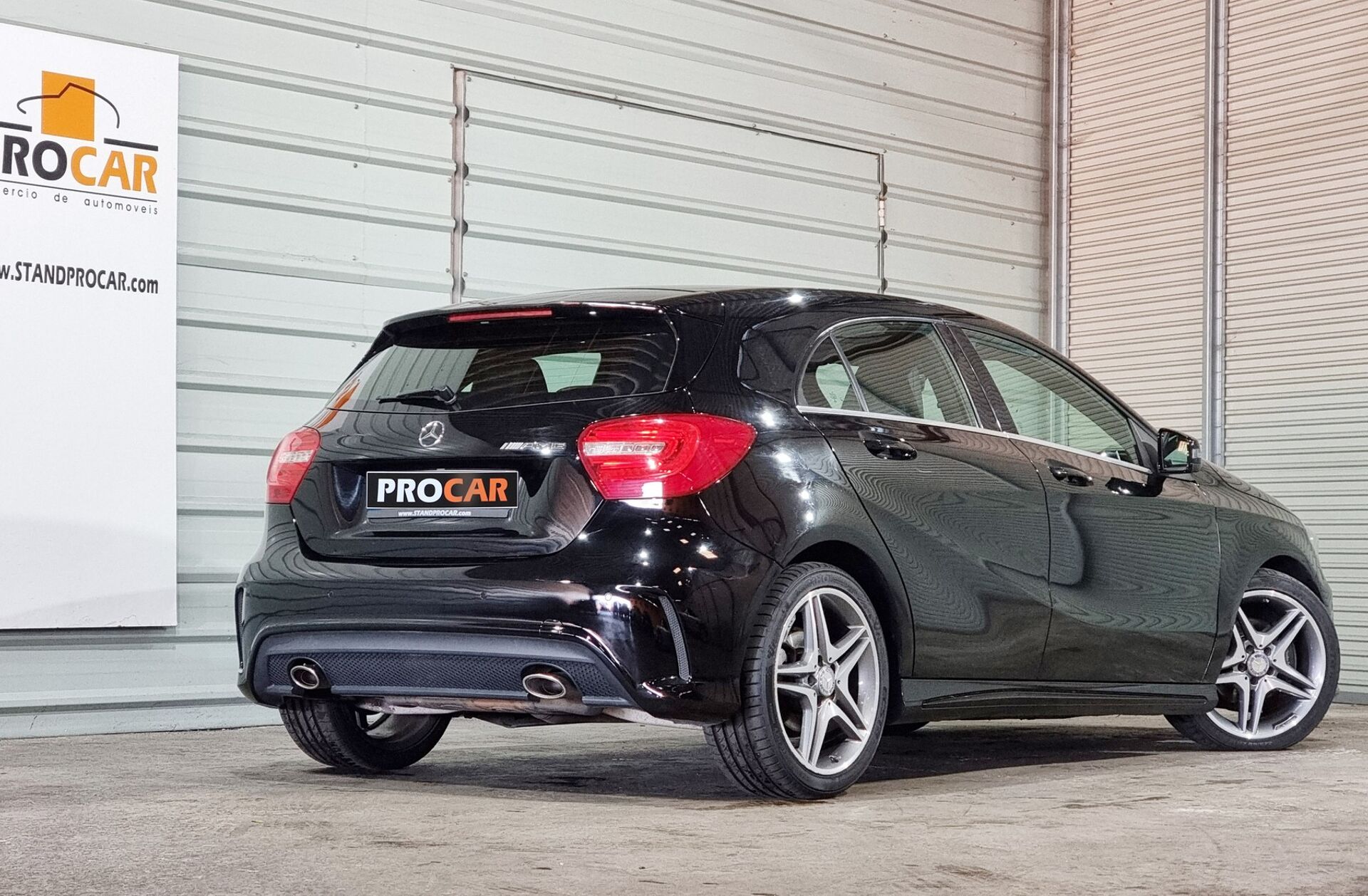 MERCEDES Classe A A 180 d AMG Line