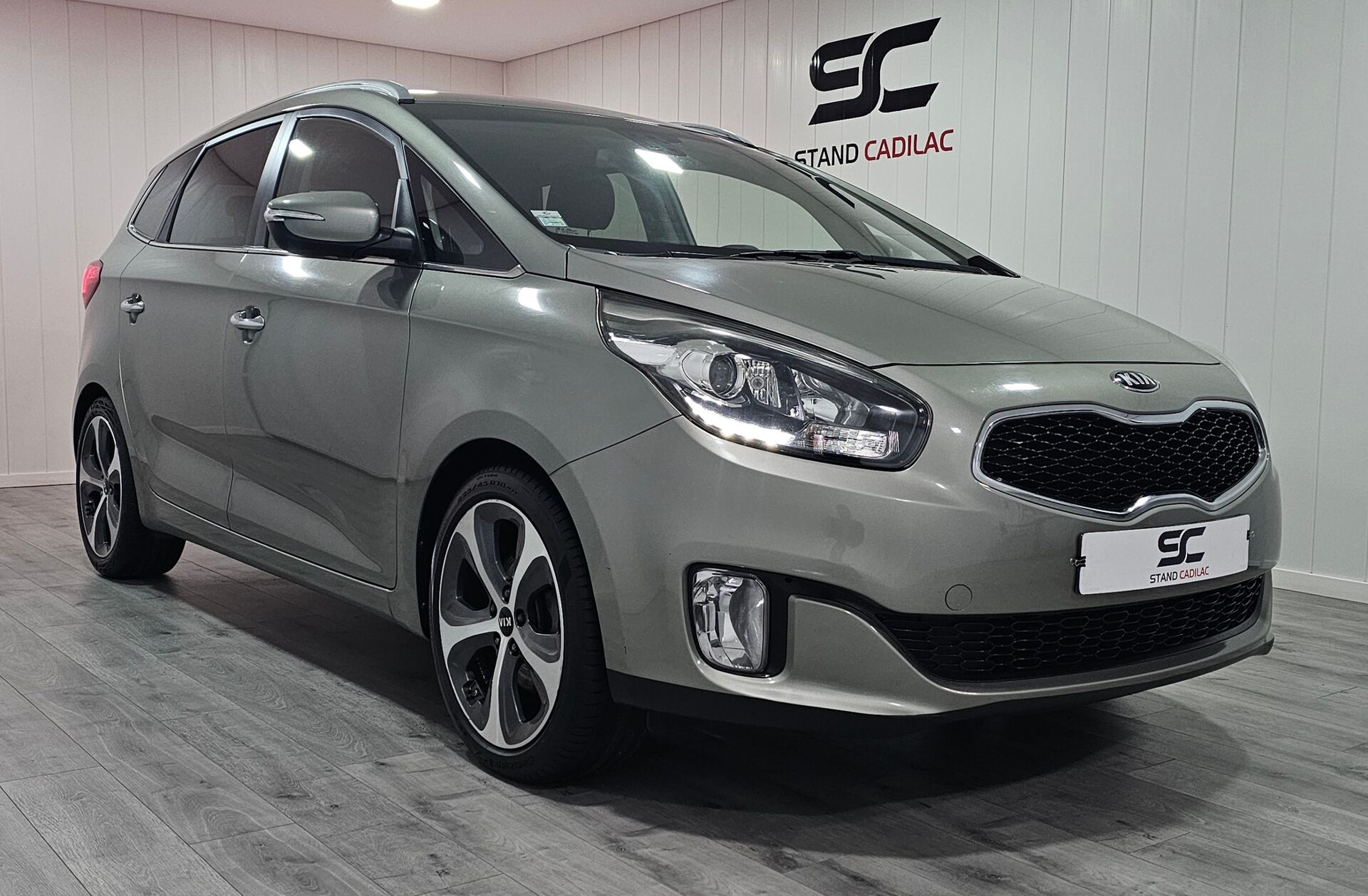 KIA Carens 1.7 CRDi ISG TX