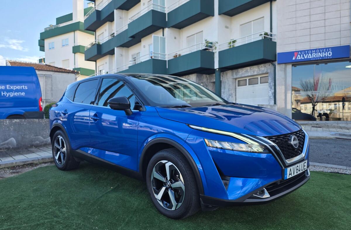 NISSAN Qashqai 1.3 DIG-T N-Connecta