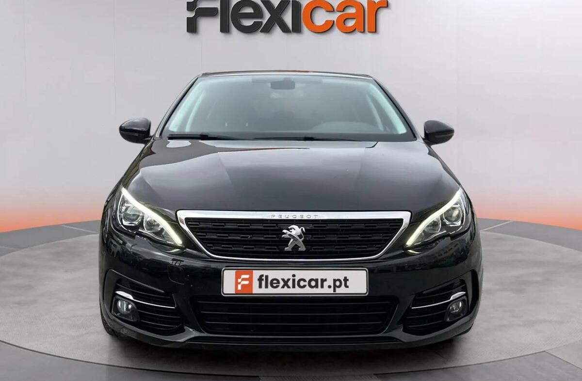 PEUGEOT 308 1.2 PureTech Style