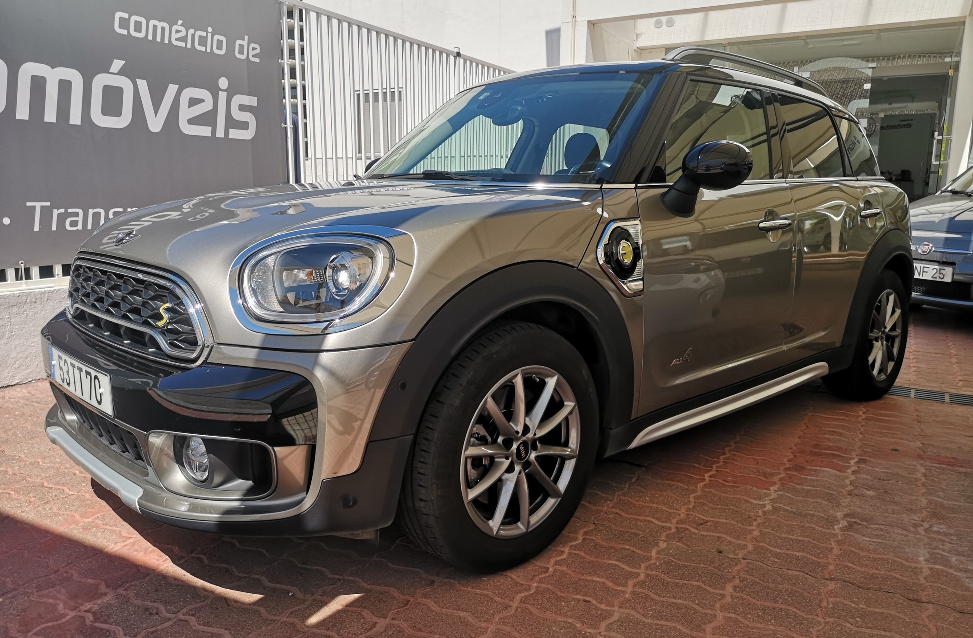 MINI Mini Countryman Cooper S E ALL4 Auto