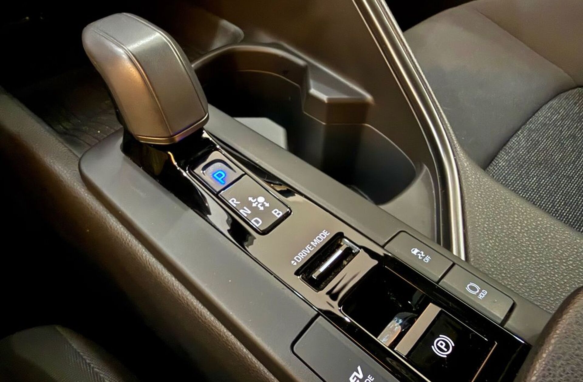 TOYOTA C-HR 1.8 Hybrid Exclusive