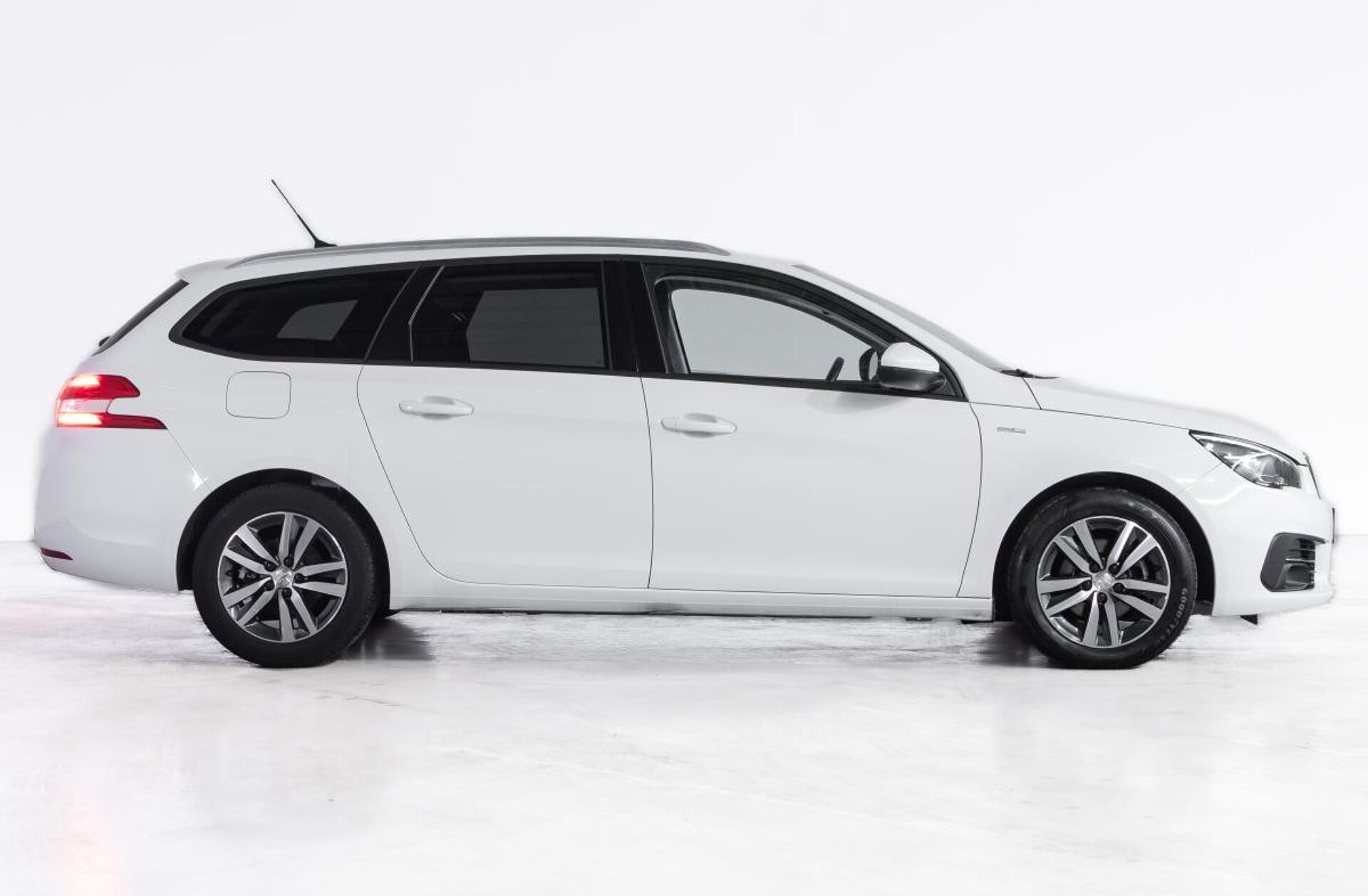 PEUGEOT 308 SW 1.5 BlueHDi Style