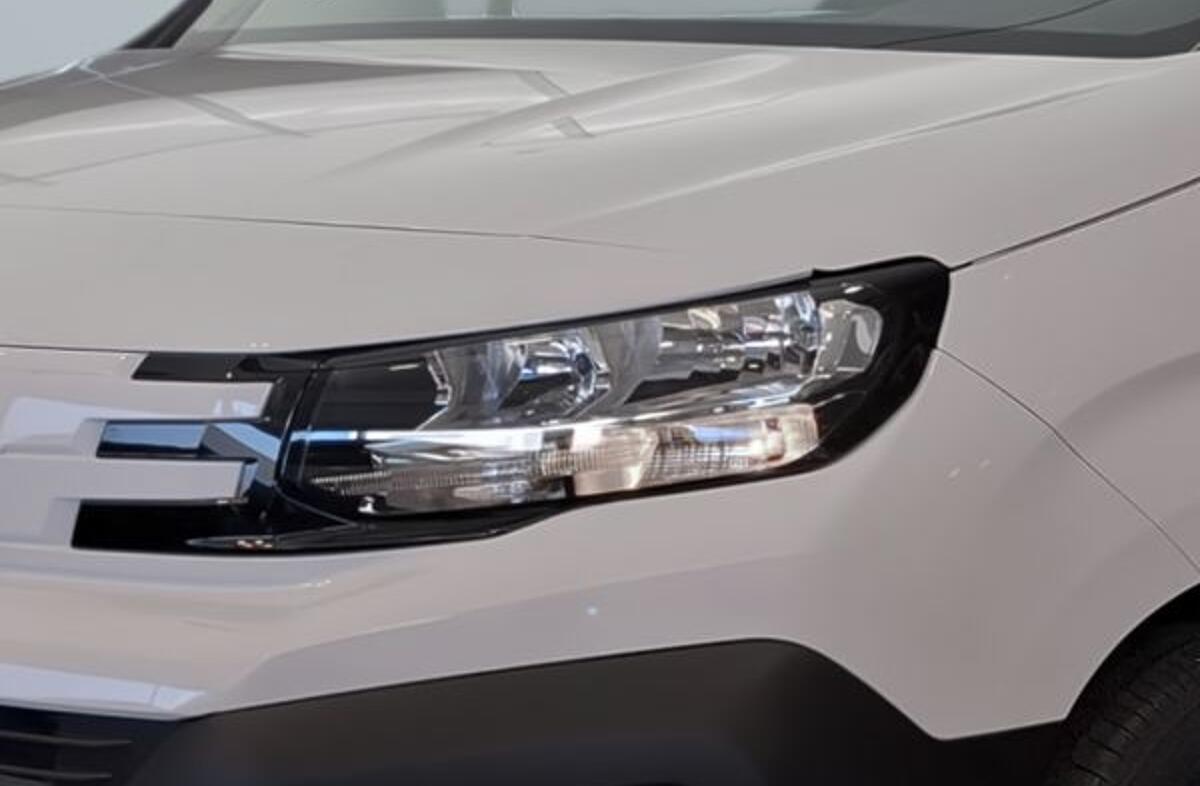 PEUGEOT Partner e- 50 kWh Longa