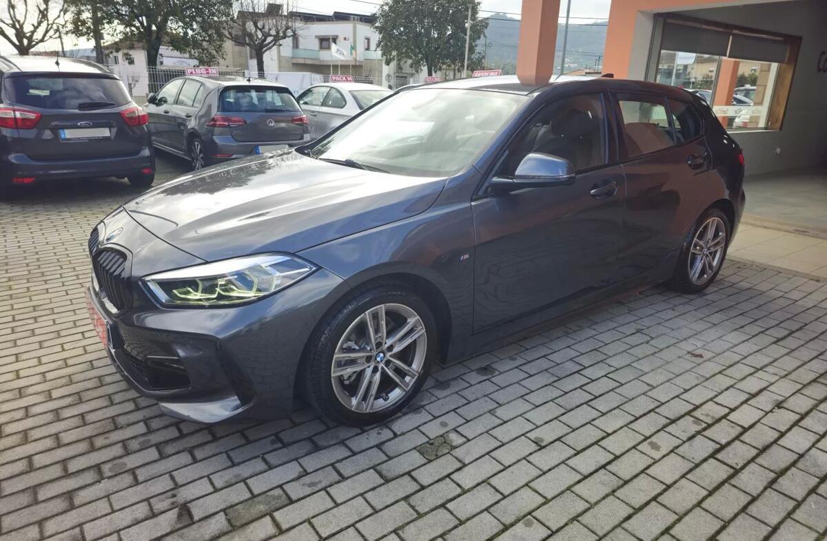 BMW Serie-1 118 i Pack Desportivo M Auto