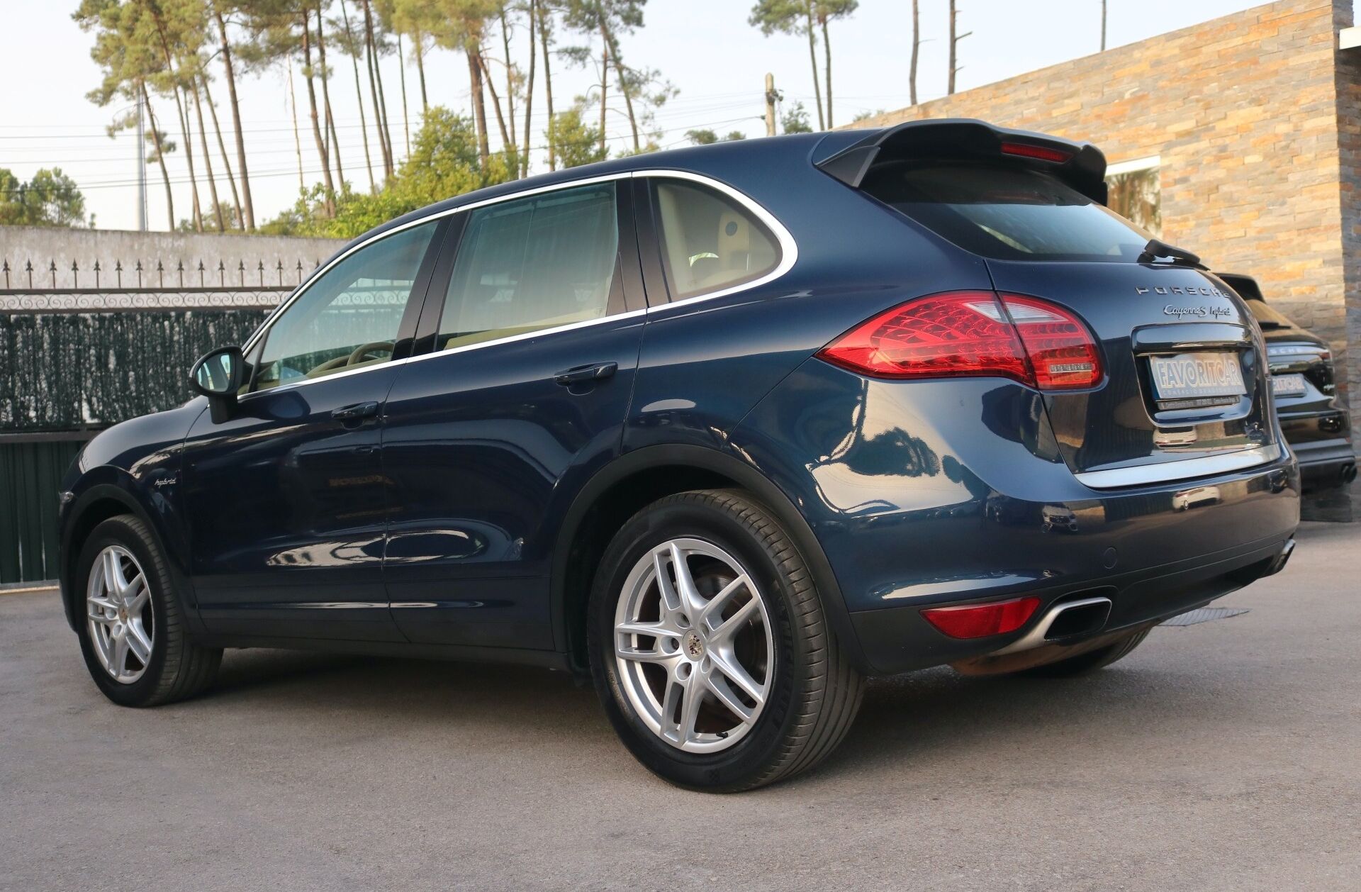 PORSCHE Cayenne S Hybrid
