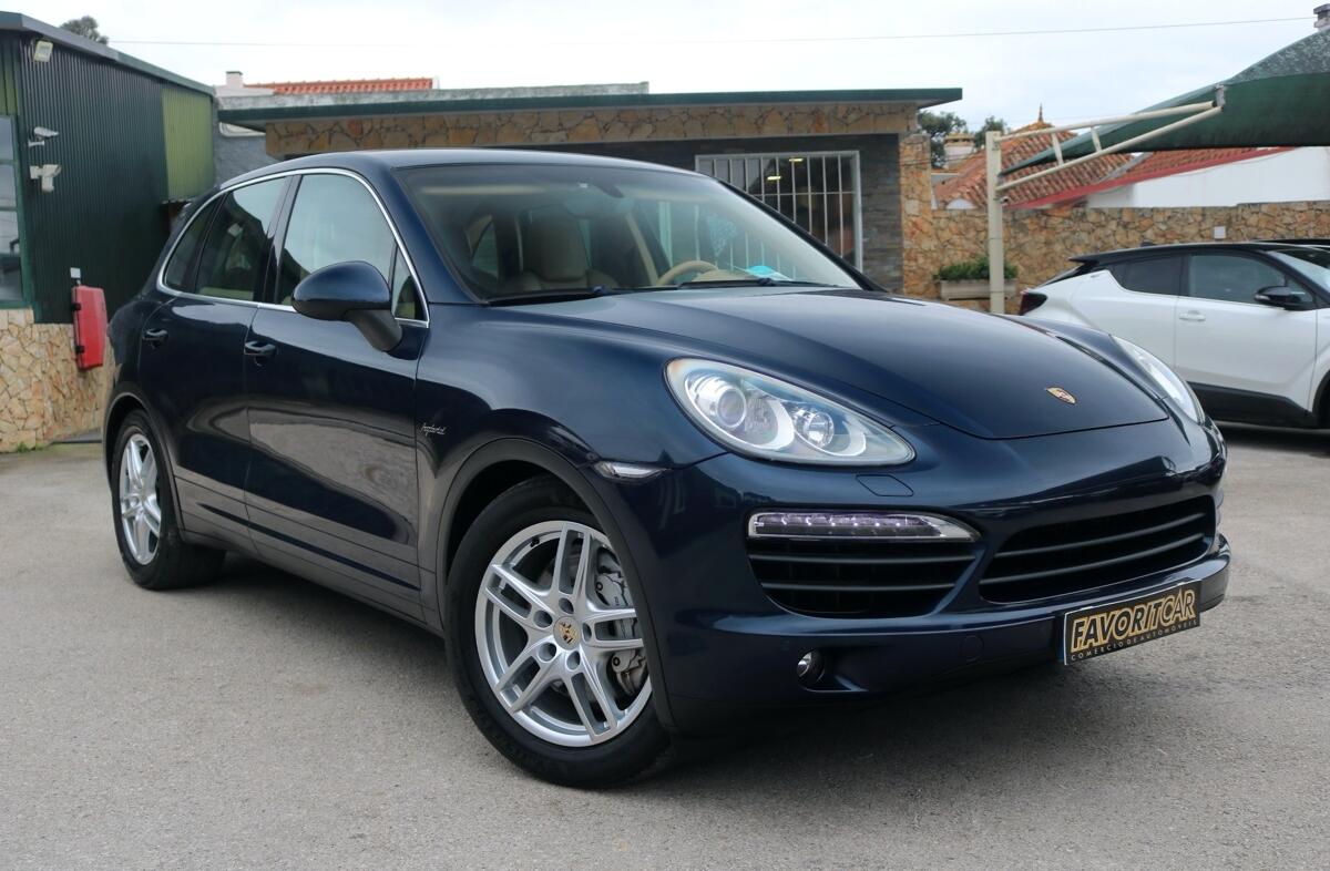 PORSCHE Cayenne S Hybrid