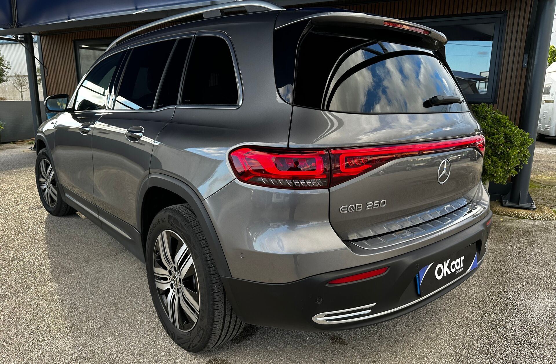 MERCEDES EQB 250 Progressive