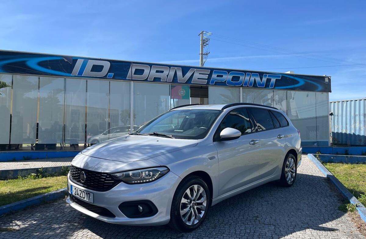 FIAT Tipo 1.3 M-Jet Lounge