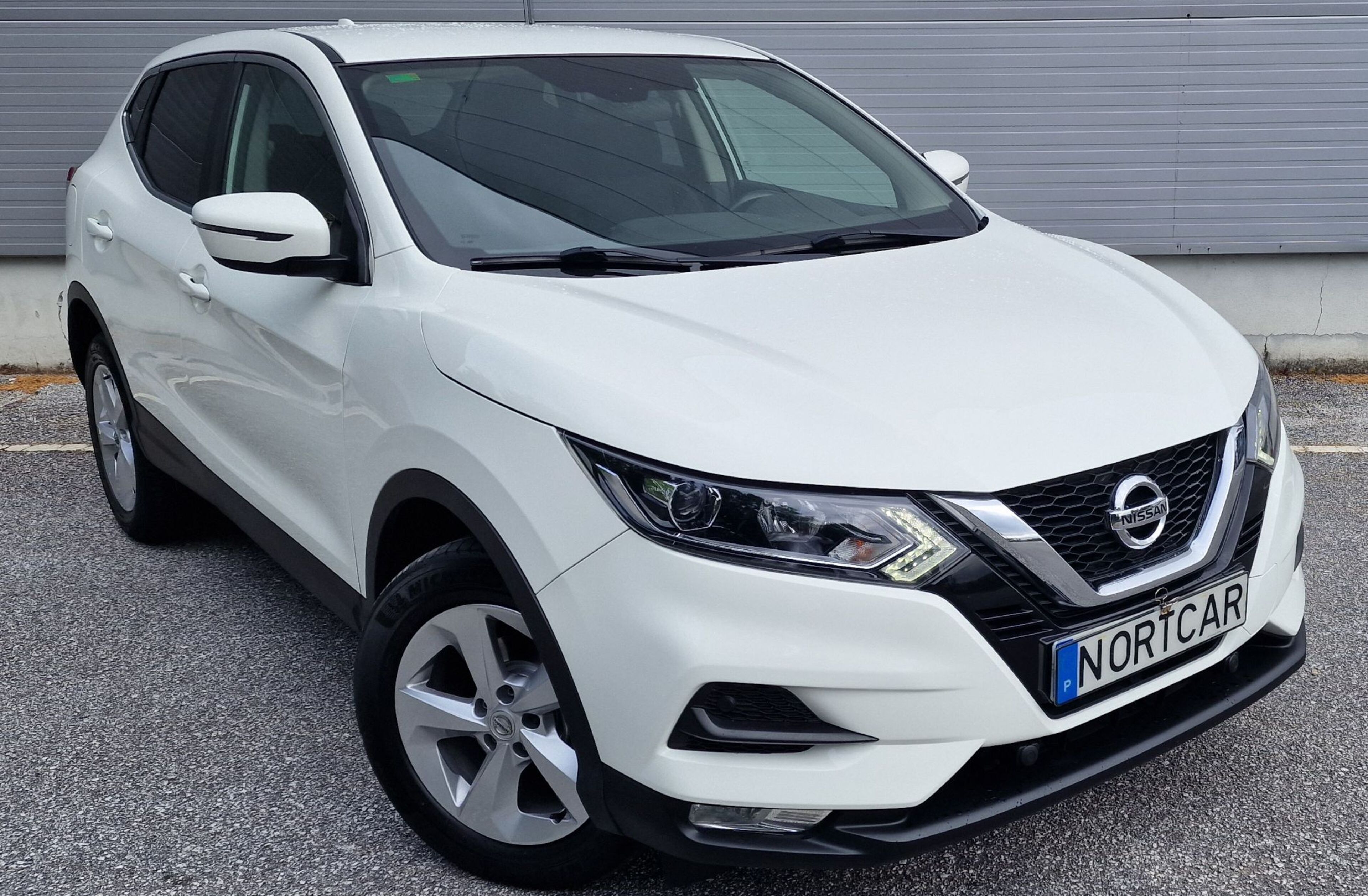 NISSAN Qashqai 1.5 dCi N-Connecta