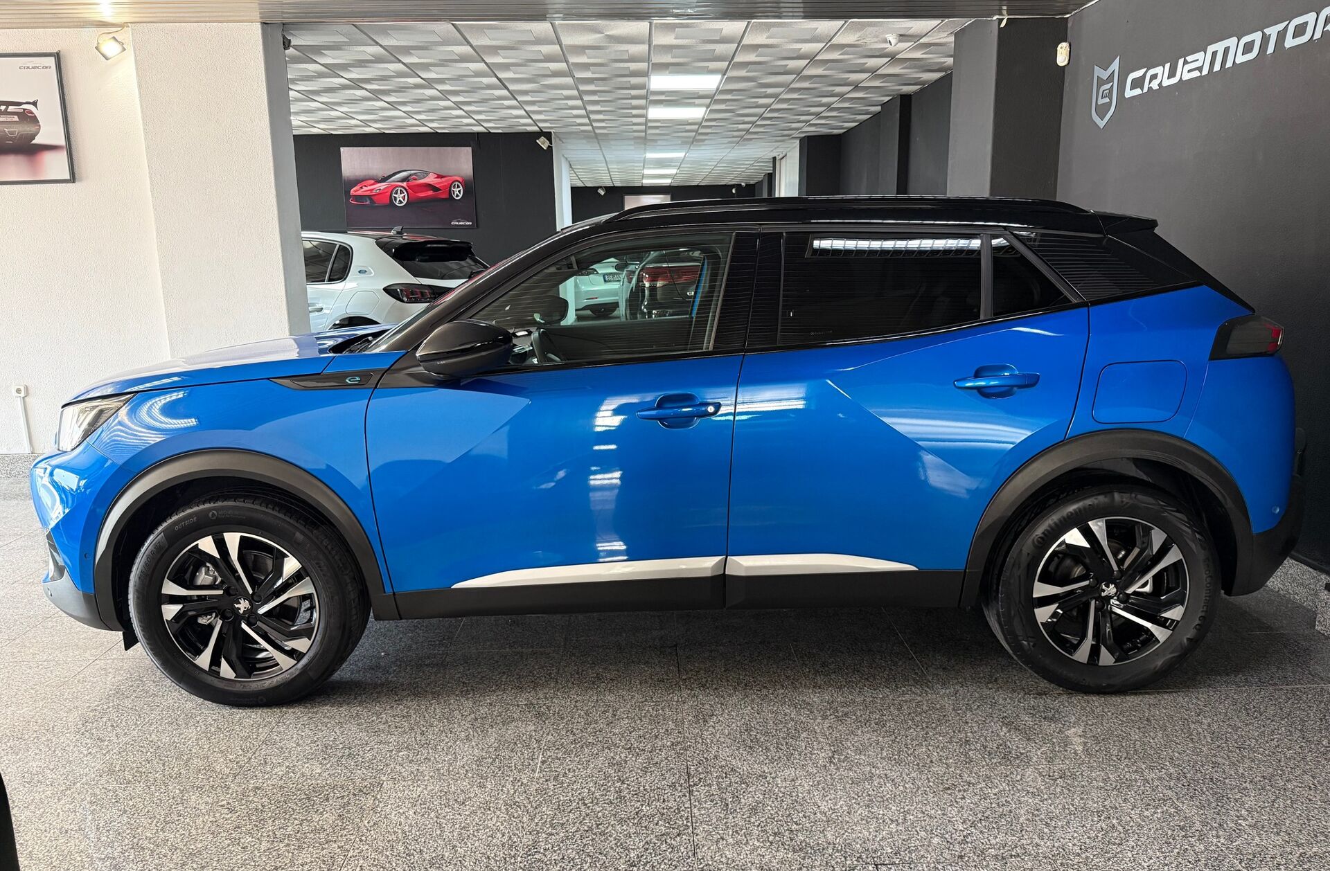 PEUGEOT 2008 e- 50 kWh GT