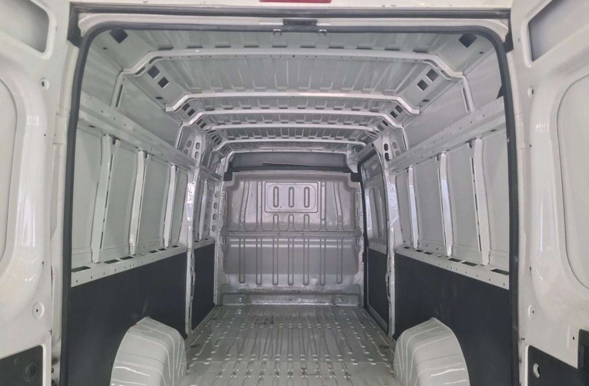 CITROEN Jumper 2.2 BlueHDi 33 L2H2 Club