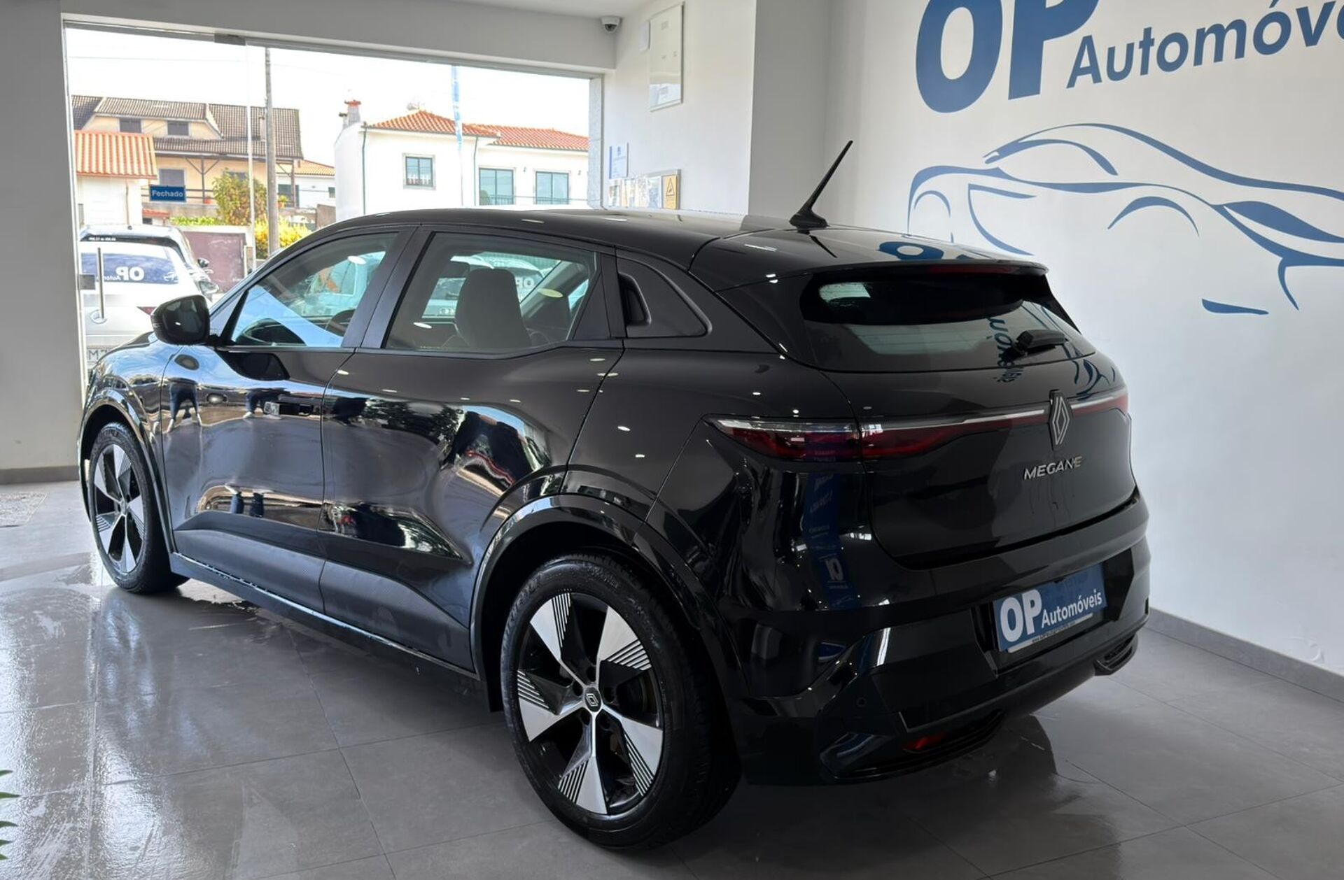 RENAULT Mégane E-Tech EV60 Iconic Optimum Charge