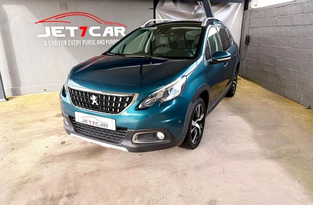 PEUGEOT 2008 1.2 PureTech Allure