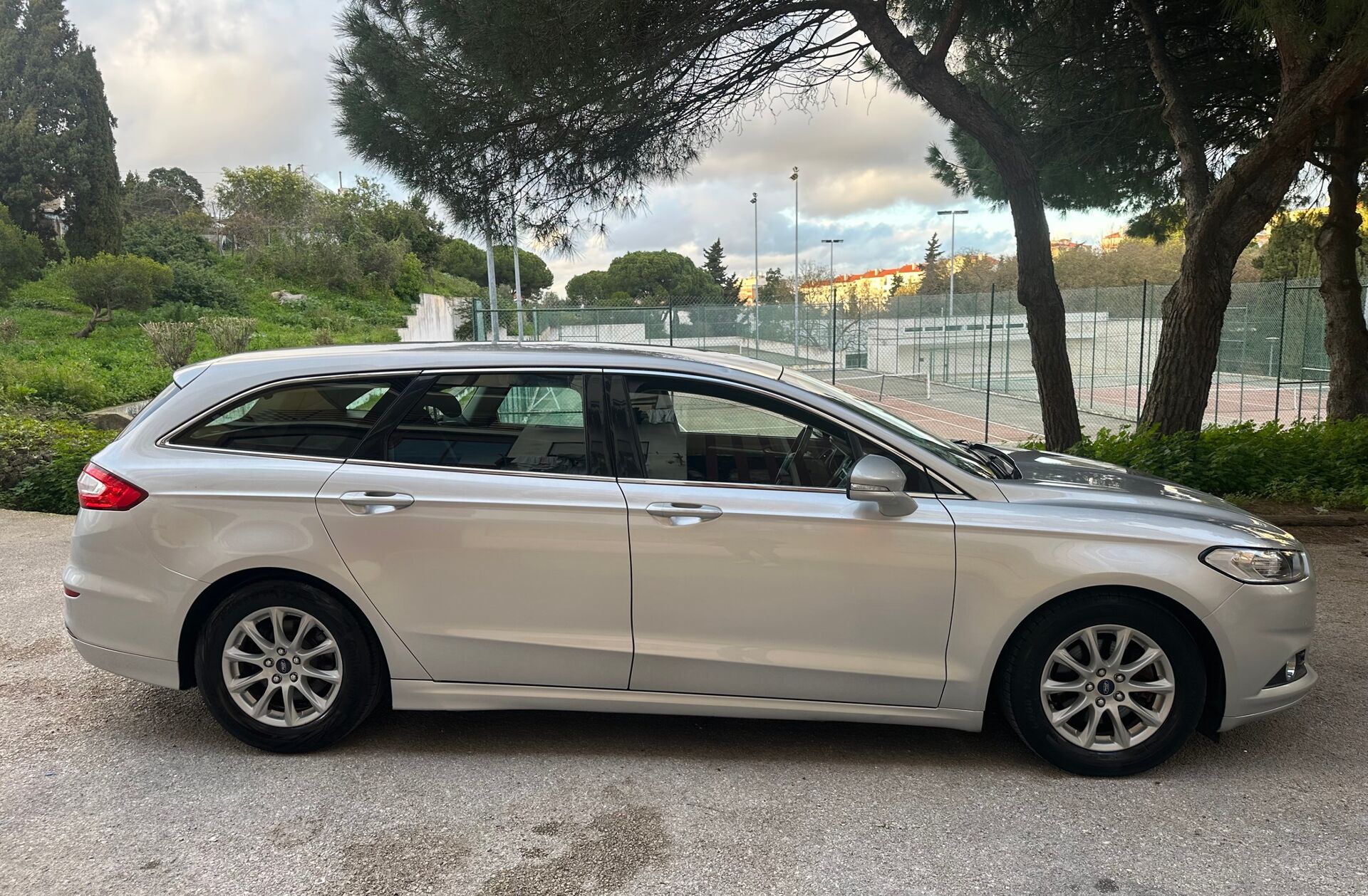 FORD Mondeo SW 1.5 TDCi Titanium