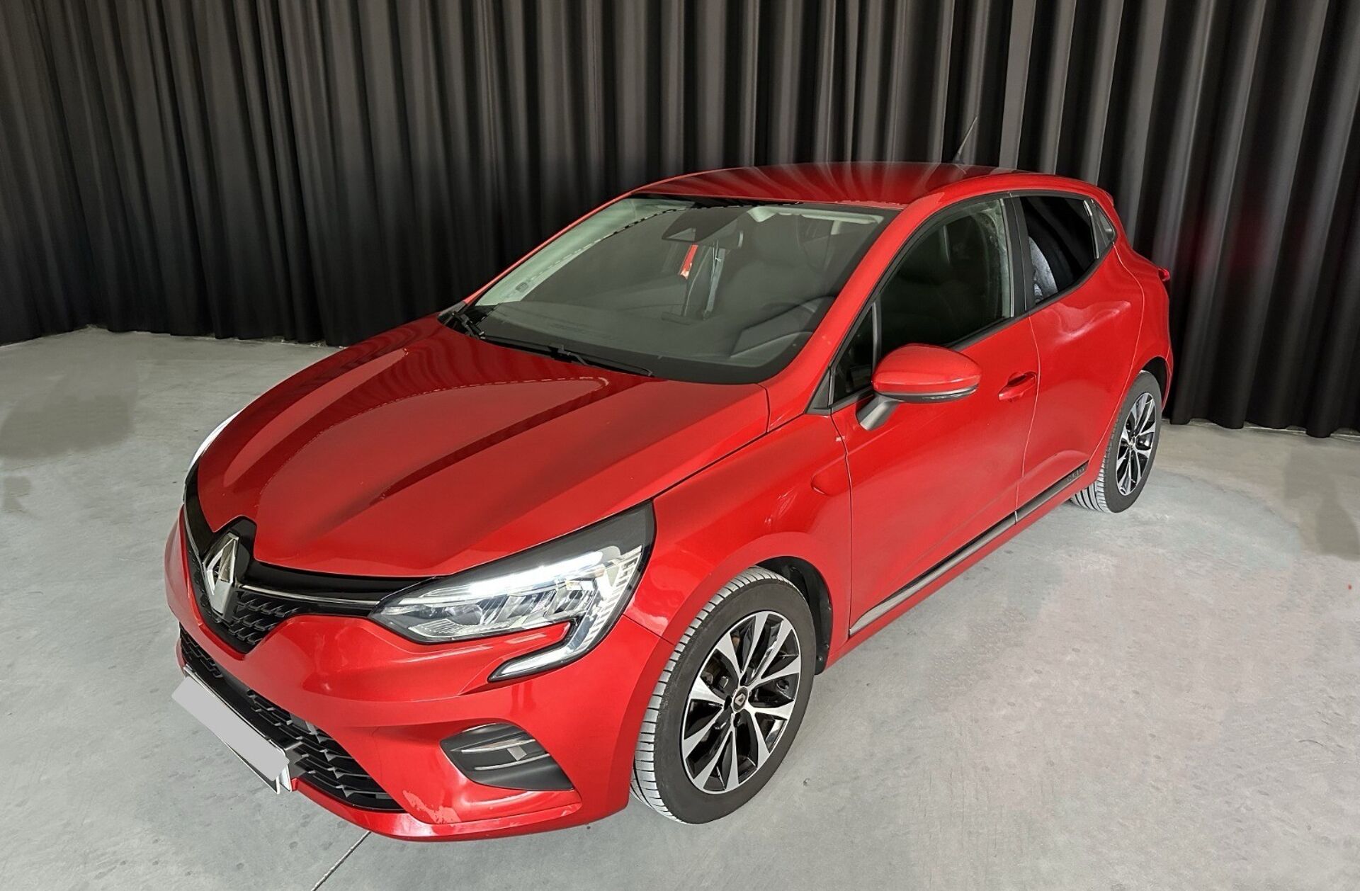 RENAULT Clio 1.0 TCe Intens