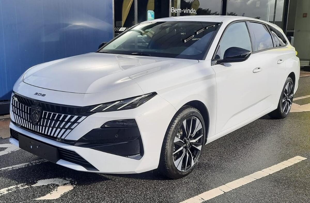 PEUGEOT 308 SW 1.2 Hybrid Allure e-DCS6