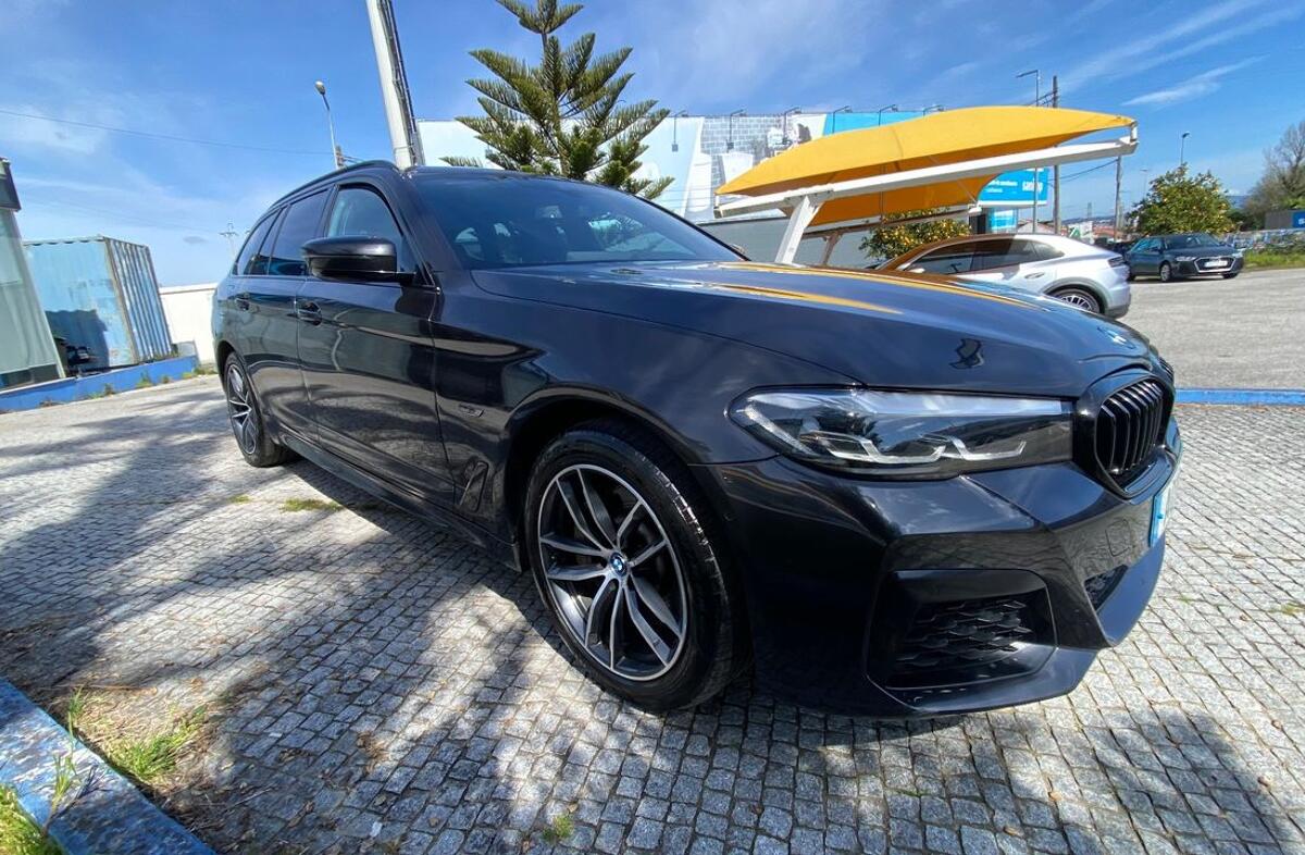 BMW Serie-5 530 e Pack Desportivo M
