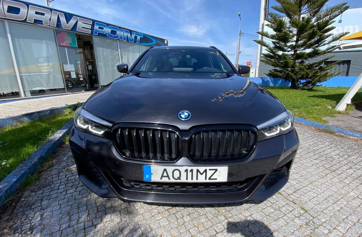 BMW Serie-5 530 e Pack Desportivo M
